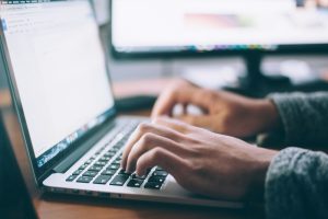 Менеджер бібліографії: як зберігати джерела, PDF і цитування без плутанини